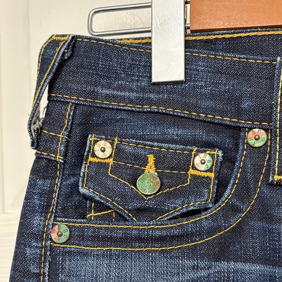 True Religion Women’s Cameron Jeans - Picture 5 of 15